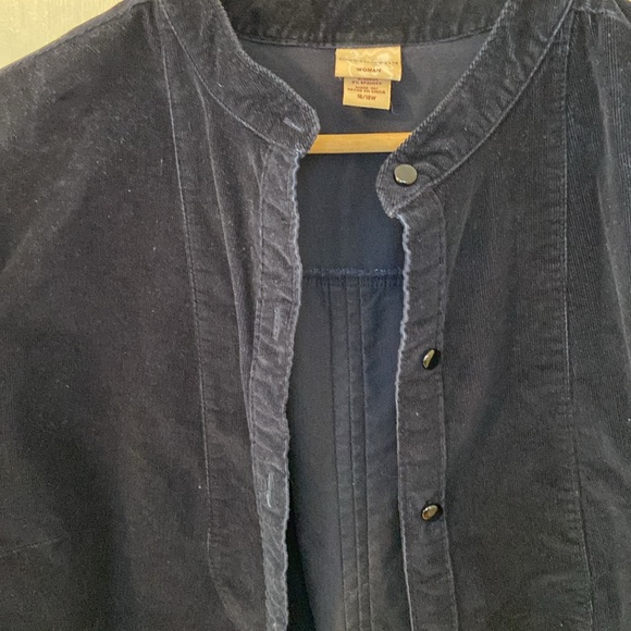 Like new navy blue Corduroy Button-Up Shirt or Shacket 🫐 - Picture 5 of 11